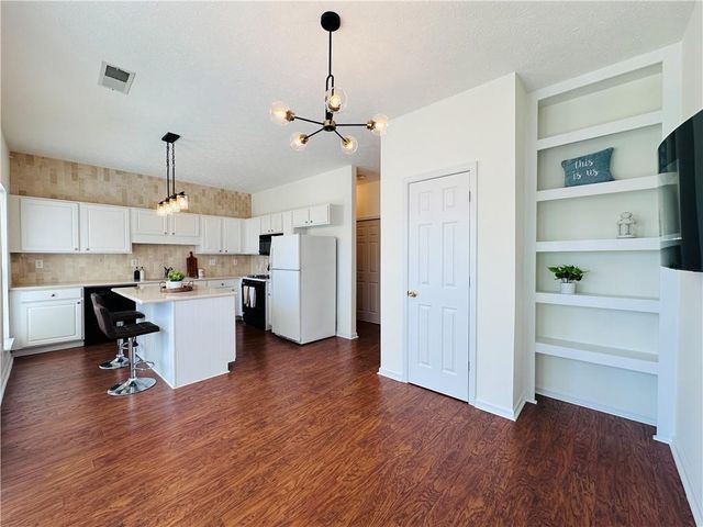 2037 Pinnacle Pointe Drives, Norcross, GA 30071