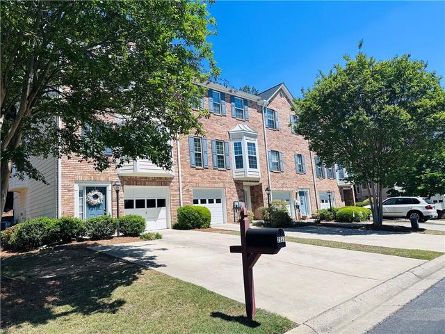 2037 Pinnacle Pointe Drives, Norcross, GA 30071