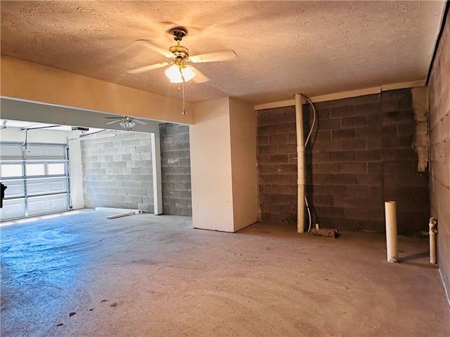 2037 Pinnacle Pointe Drives, Norcross, GA 30071