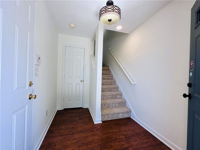 2037 Pinnacle Pointe Drives, Norcross, GA 30071