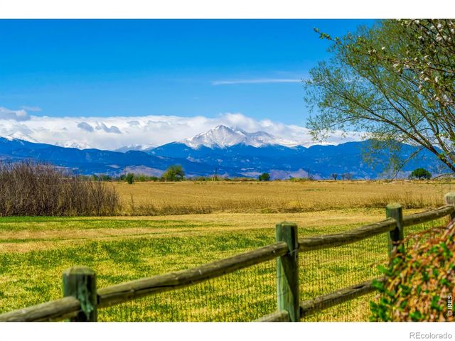 11693 Montgomery Circle, Longmont, CO 80504