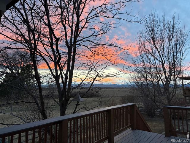 11693 Montgomery Circle, Longmont, CO 80504