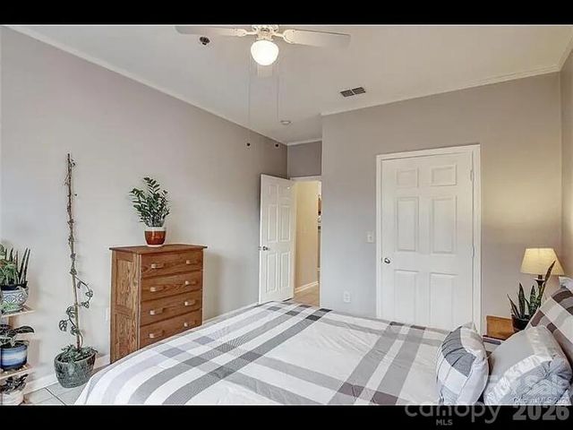 300 Vista Lake Drive 3, Candler, NC 28715