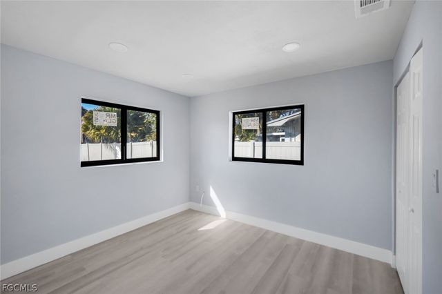 1389 Pine AVE, North Fort Myers, FL 33917