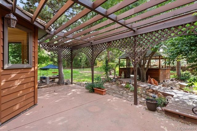 1025 S Butler Way, Lakewood, CO 80226