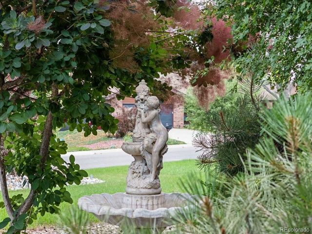 1025 S Butler Way, Lakewood, CO 80226