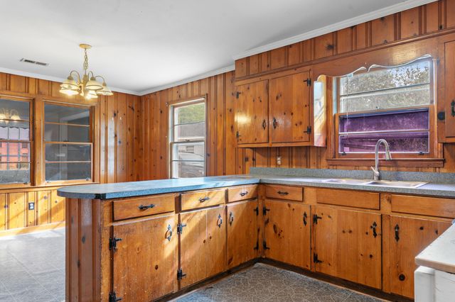 610 Ott Street, Branchville, SC 29432