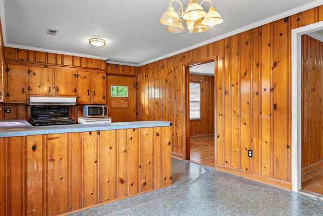 610 Ott Street, Branchville, SC 29432