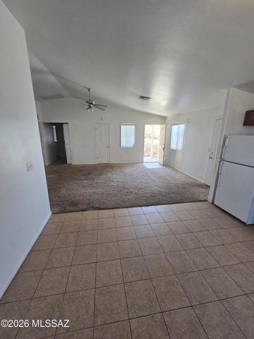 2109 E Pinal Vista, Tucson, AZ 85713