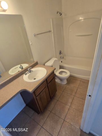 2109 E Pinal Vista, Tucson, AZ 85713