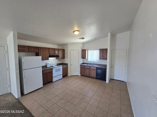 2109 E Pinal Vista, Tucson, AZ 85713