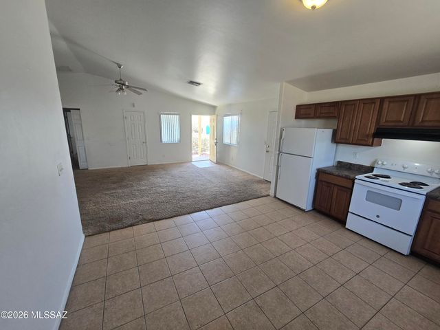 2109 E Pinal Vista, Tucson, AZ 85713