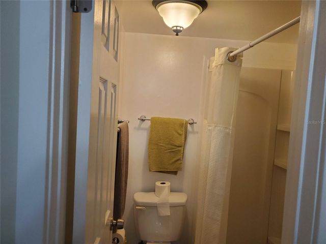 7701 STARKEY ROAD 324, Seminole, FL 33777