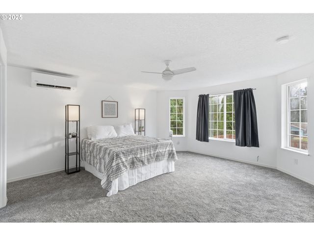 103 KINGSLEY Dr, Castle Rock, WA 98611