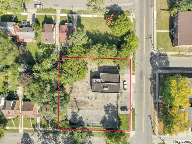 18421 Lahser Road, Detroit, MI 48219