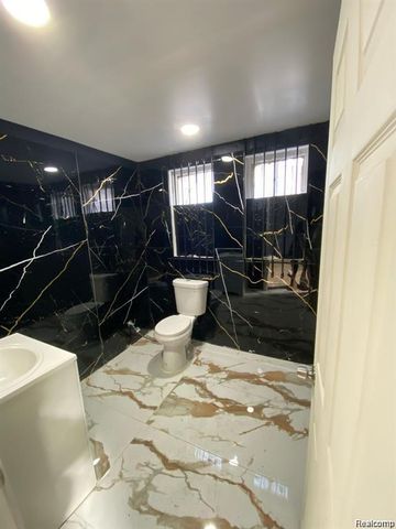 18421 Lahser Road, Detroit, MI 48219