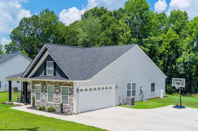 1015 Piedmont Road, Chesnee, SC 29323