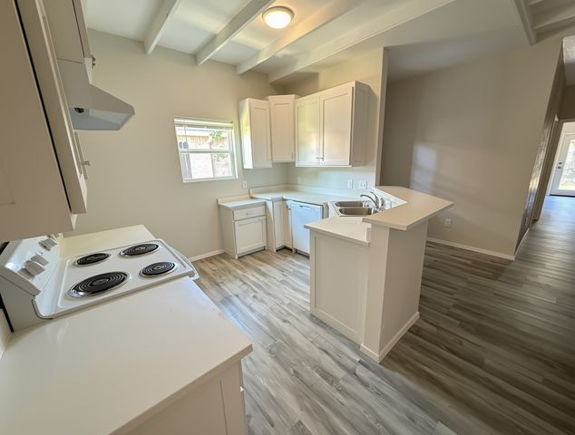 221 San Angelo Avenue, Benbrook, TX 76126