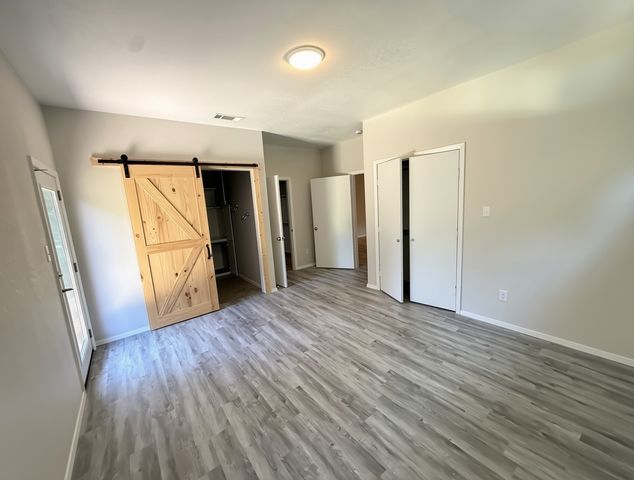 221 San Angelo Avenue, Benbrook, TX 76126
