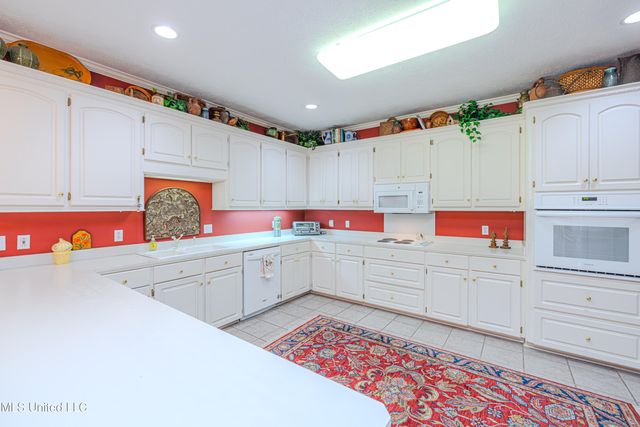 23 Carriage Court Place, Brandon, MS 39047