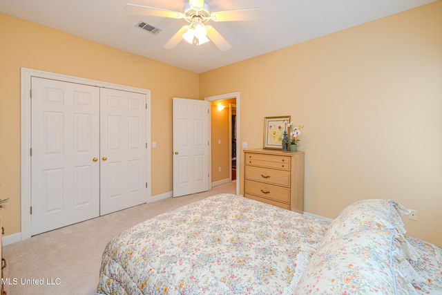 23 Carriage Court Place, Brandon, MS 39047