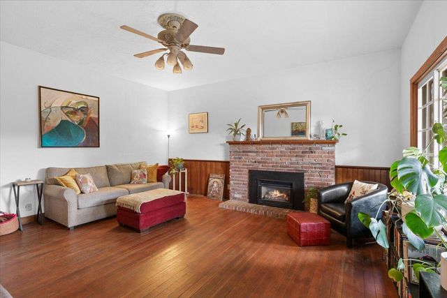 3072 Griffin Creek Road, Medford, OR 97501