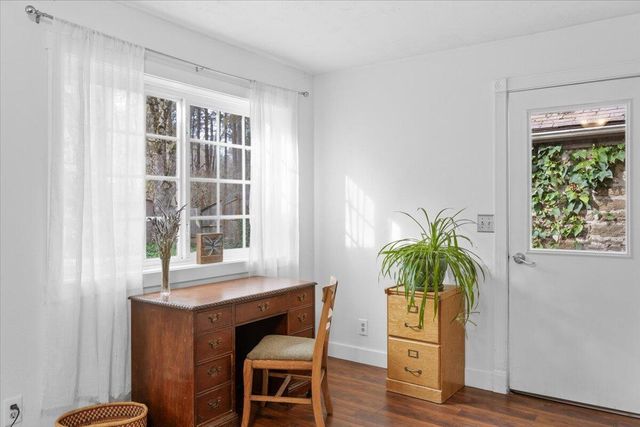 3072 Griffin Creek Road, Medford, OR 97501