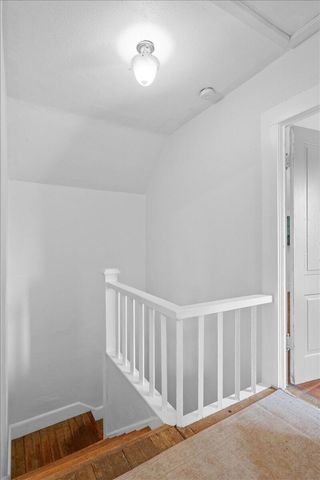 3072 Griffin Creek Road, Medford, OR 97501