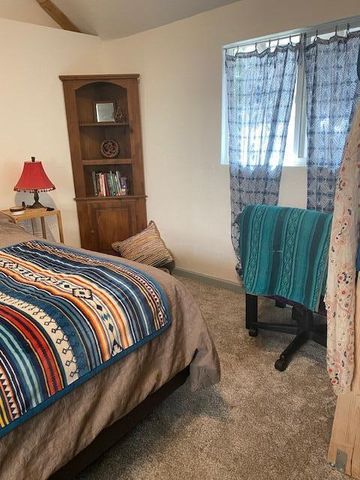 3072 Griffin Creek Road, Medford, OR 97501