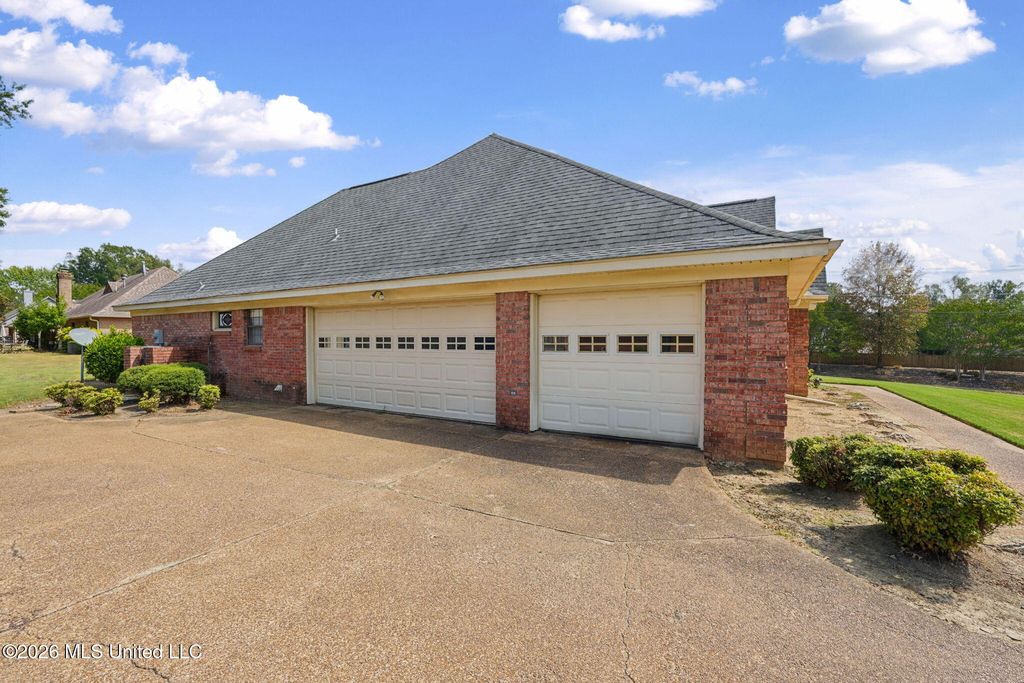 1130 Windrush Lane, Hernando, MS 38632 — photo 4