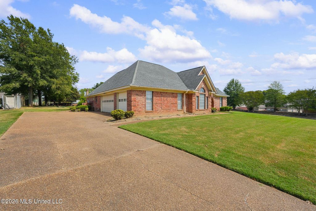 1130 Windrush Lane, Hernando, MS 38632 — photo 5