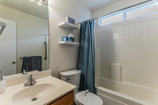 407 Sterling Manor CT, Temple, TX 76502