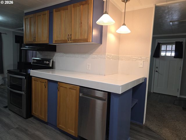 19776 Se STARK St 147, Portland, OR 97233
