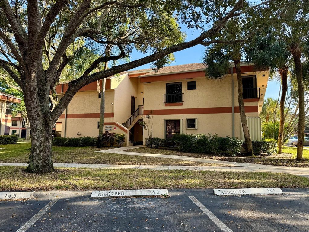 4174 Carambola Circle 4174, Coconut Creek, FL 33066