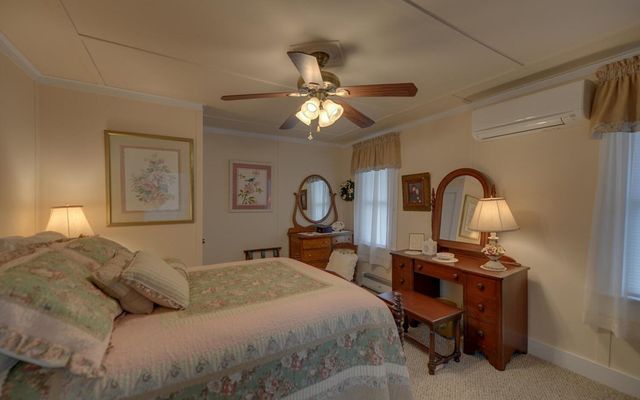 1082 Valley River Avenue, Murphy, NC 28906