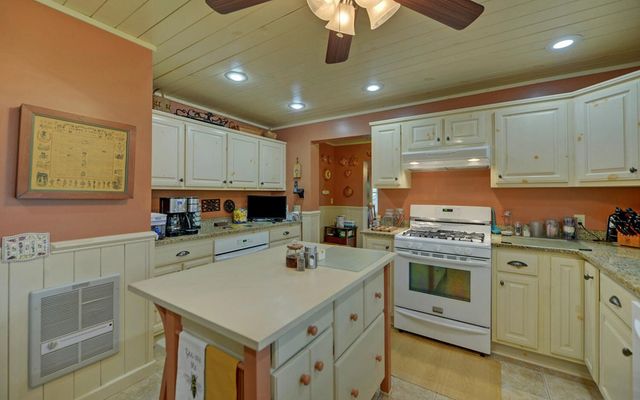 1082 Valley River Avenue, Murphy, NC 28906