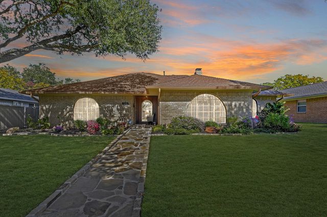 7235 Whispering Pines Drive, Dallas, TX 75248