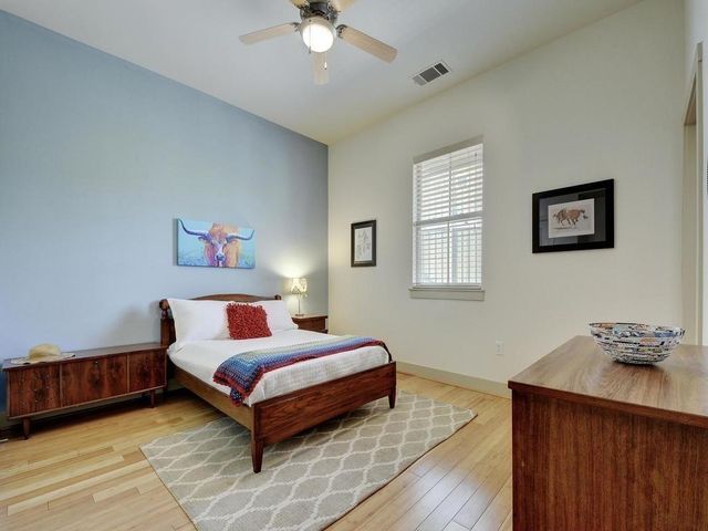 2520 Bluebonnet LN 2, Austin, TX 78704