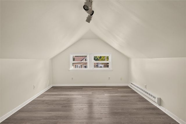104 Castleford Road, Greece, NY 14616