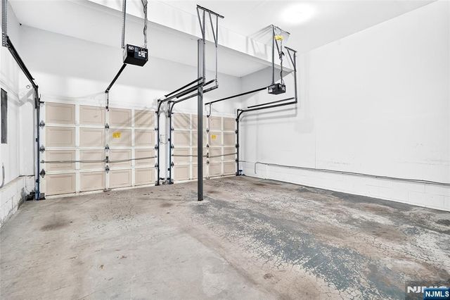 12 Robyn Court, Emerson, NJ 07630