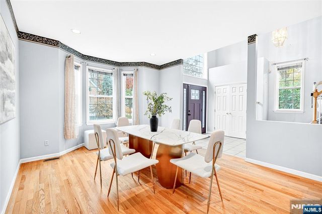 12 Robyn Court, Emerson, NJ 07630