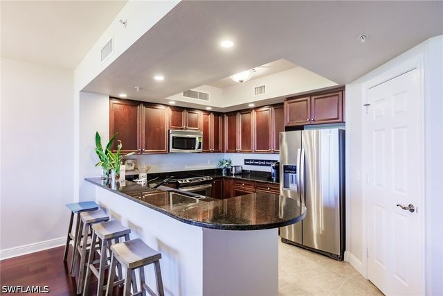 1065 Borghese LN 1003, Naples, FL 34114