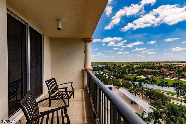 1065 Borghese LN 1003, Naples, FL 34114
