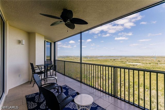 1065 Borghese LN 1003, Naples, FL 34114