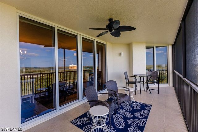 1065 Borghese LN 1003, Naples, FL 34114
