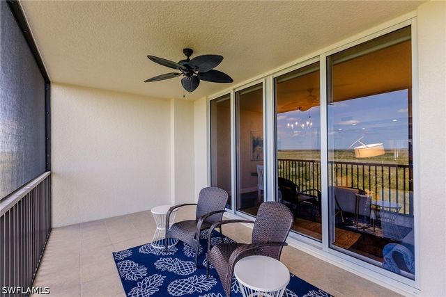 1065 Borghese LN 1003, Naples, FL 34114