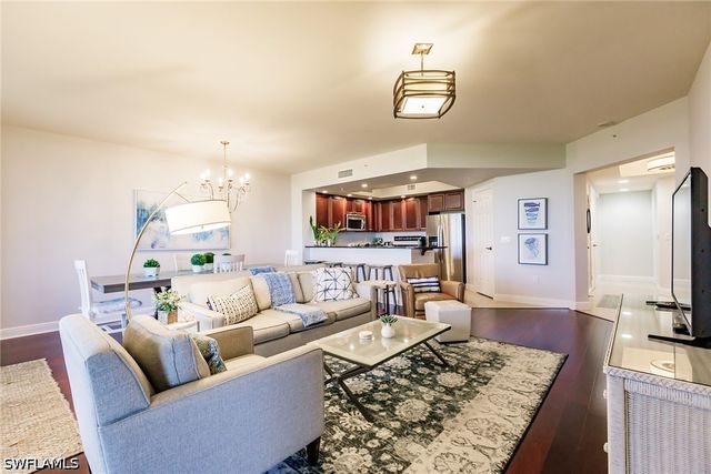 1065 Borghese LN 1003, Naples, FL 34114