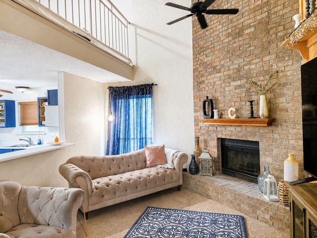 88 Morrow Drive, Bedford, TX 76021