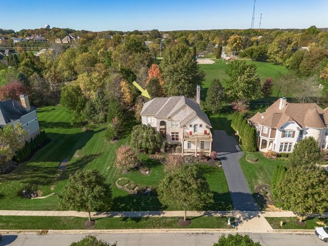 9083 Tartan Fields Drive, Dublin, OH 43017