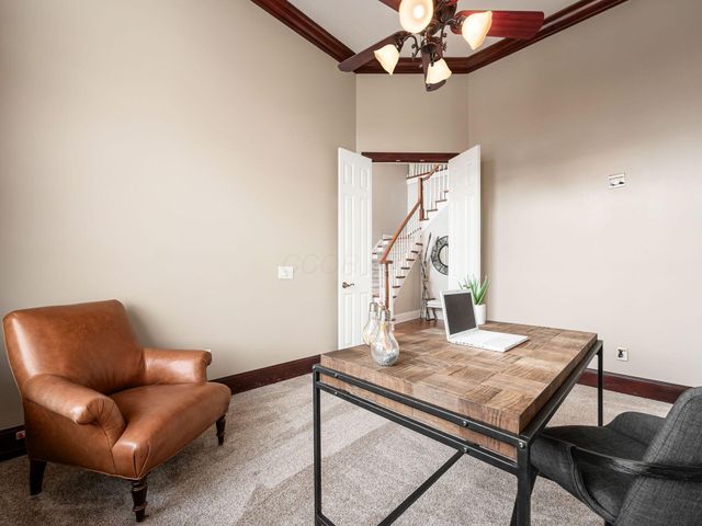 9083 Tartan Fields Drive, Dublin, OH 43017